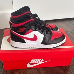 Nike Kids' Black, Red, and White Sneakers
